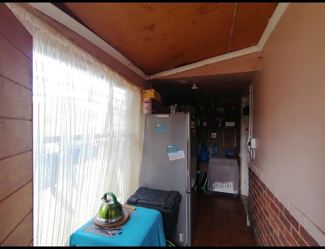 4 BEDROOM FREESTANDING FOR SALE IN STILFONTEIN EXT 4